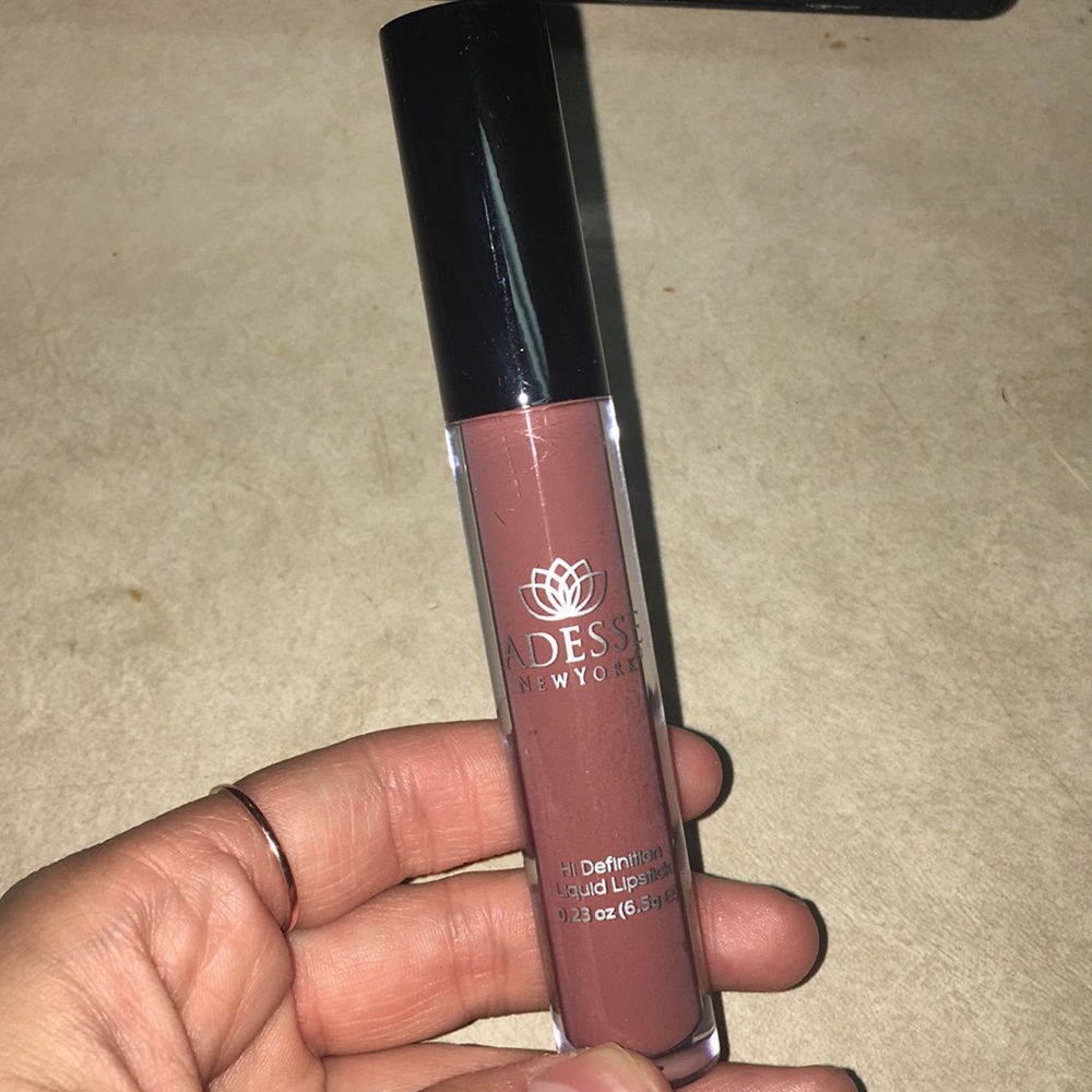Adesse Hi Definition Liquid Lipstick
